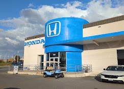 Dealership gallery photo 1